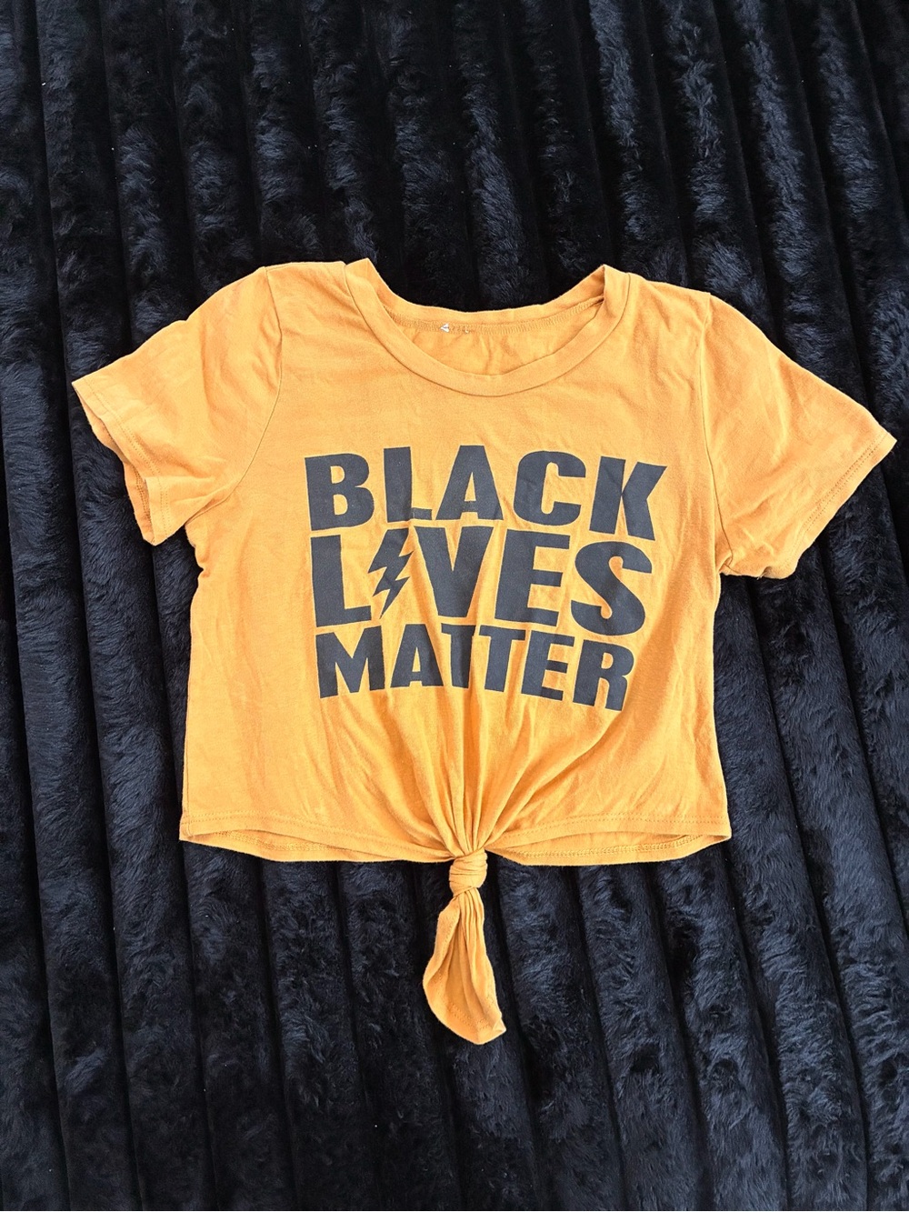 Women’s Black Lives Matter Cropped Shirt Size S